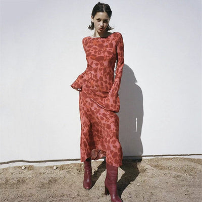 Vestido Rojo de Otoño